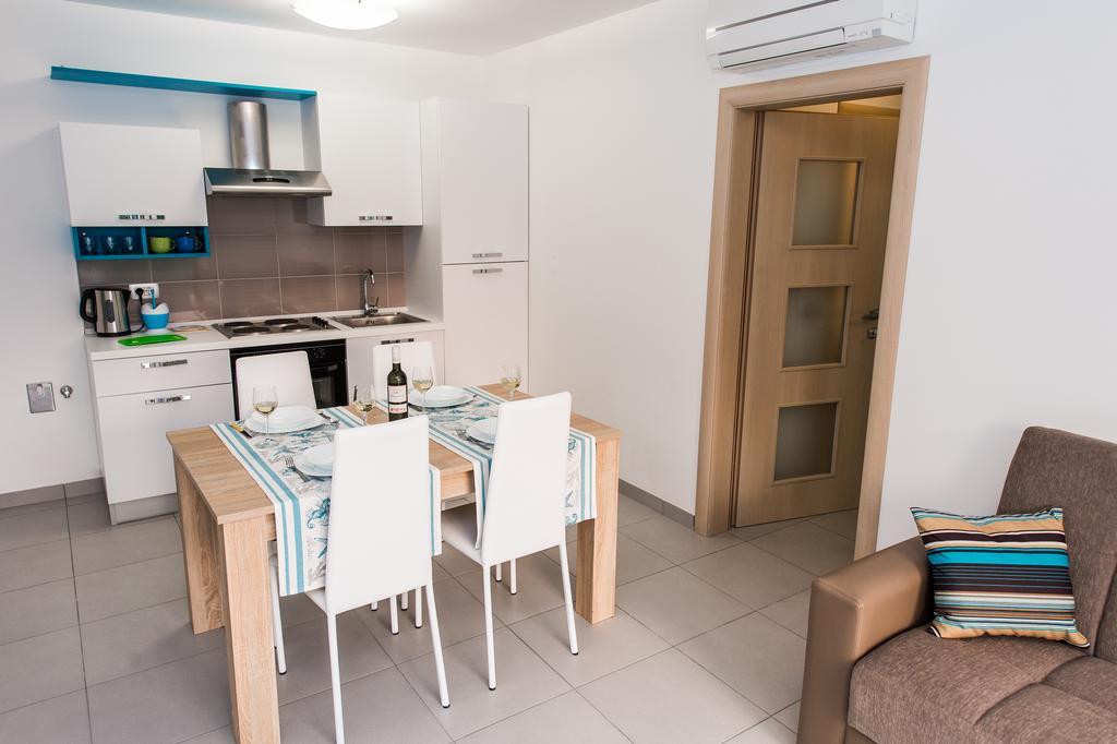 Blue Sky Apartments Rogoznica  Dış mekan fotoğraf