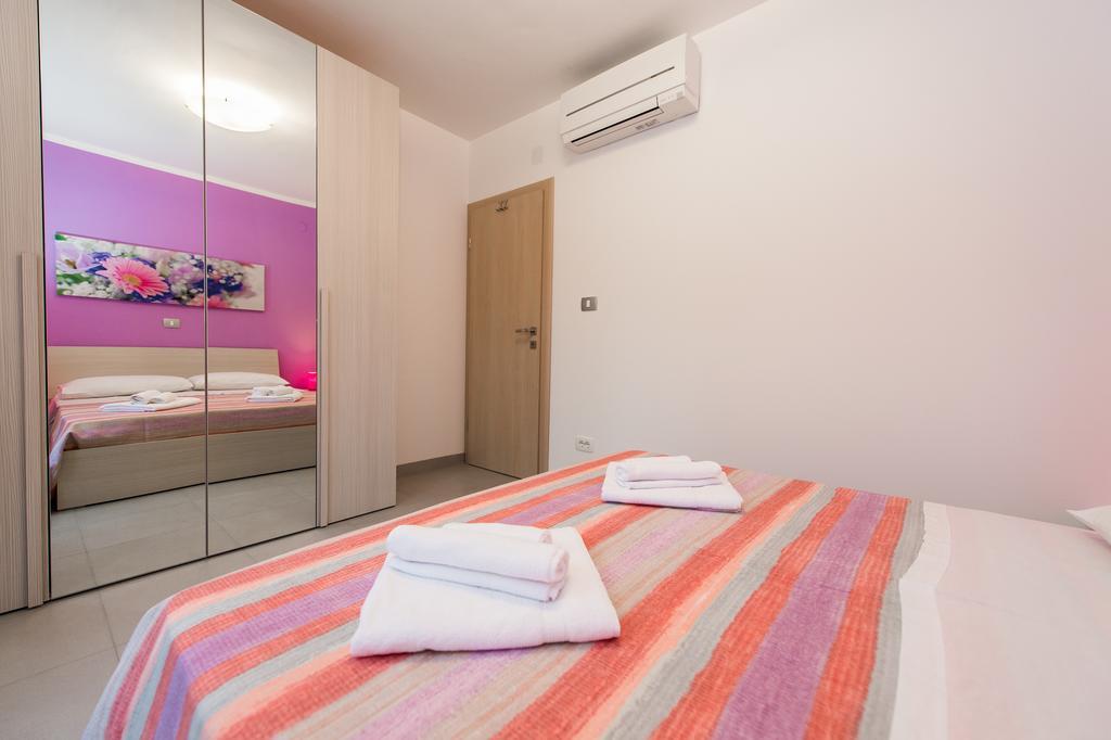 Blue Sky Apartments Rogoznica  Dış mekan fotoğraf